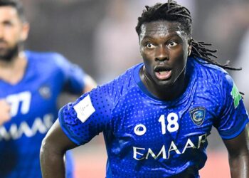 الهلال السعودي يعلن رحيل مهاجمه الفرنسي غوميز