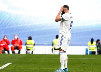 تعرض منزل كريم بنزيمة للسرقة خلال مباراة ريال مدريد ضد إلتشي