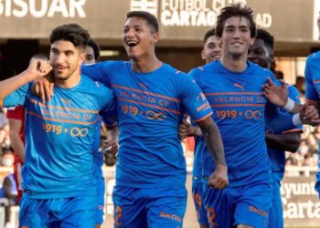 تأهل فالنسيا وريال سوسييداد وريال مايوركا لسدس عشر لكأس ملك إسبانيا