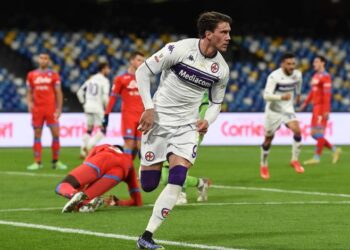 فيورنتينا يطيح بنابولي من كأس إيطاليا
