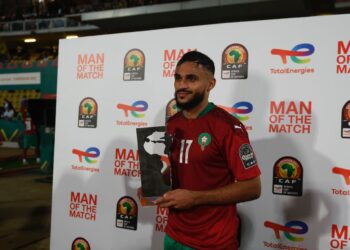 اختيار المغربي سفيان بوفال أحسن لاعب في لقاء المنتخب الوطني أمام غانا