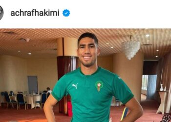 أشرف حكيمي يطمئن الجماهير المغربية من داخل قاعة الرياضة