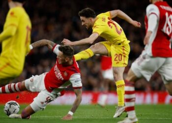 ليفربول يصعق أرسنال ويبلغ نهائي كأس الرابطة