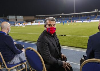 لابورتا: برشلونة يراهن على الشباب أمام ريال مديد