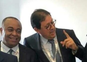 لماذا رافق آيت منا لقجع  والناصيري إلى الكاميرون في الطائرة الخاصة؟