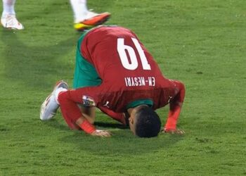 النصيري يرد على المنتقدين”ماكاتهمنيش الانتقادات وأنا مسامح لأي واحد غلط فيا”