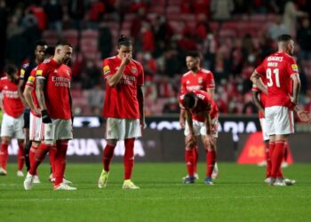بنفيكا يهدر نقطتين ثمينتين في الدوري البرتغالي