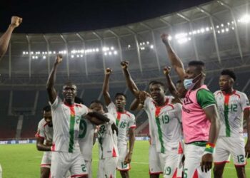 بوركينافاسو تتأهل إلى ربع النهائي على حساب الغابون