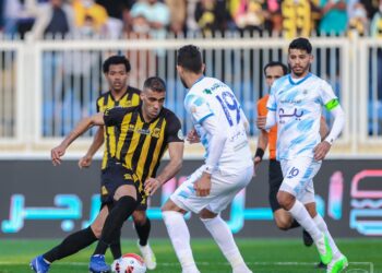 عبدالرزاق حمدالله يقود الإتحاد إلى فوز مثير على الأهلي بتسجيله “الهاتريك”