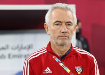 رسمياً.. إقالة فان مارفيك من تدريب المنتخب الإماراتي