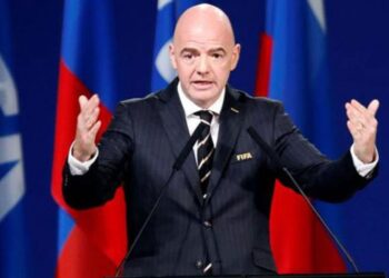 انفانتينو يدعو للحوار بين روسيا وأوكرانيا قبل اتخاد القرار المناسب
