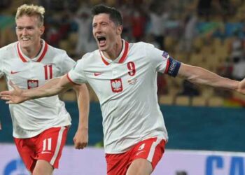 المنتخب البولندي يرفض مواجهة نظيره الروسي في الملحق الأوروبي المؤهل لنهائيات كأس العالم بقطر
