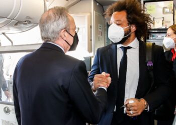 فلورنتينو بيريز يترأس بعثة ريال مدريد إلى باريس