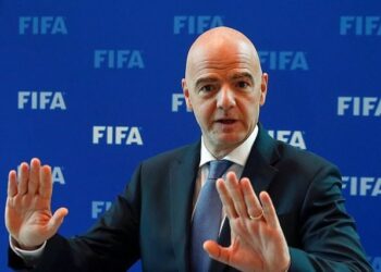 “فيفا” و”يويفا” يستبعدان روسيا وأنديتها من المسابقات الدولية