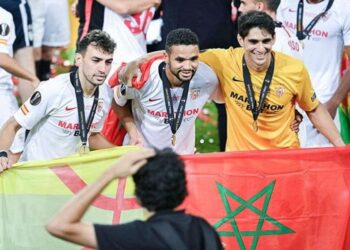 الحدادي وبونو يقودان إشبيلية للفوز على ريال بيتيس في ديريي الأندلس