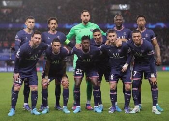 صورة تفضح مشاكل ميسي ودي ماريا مع أشرف حكيمي