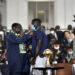 أوسمة و أراضي ومبالغ مالية مغرية للاعبي المنتخب السنغالي بعد التتويج بكأس أفريقيا