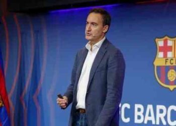 استقالة الرئيس التنفيذي لبرشلونة لأسباب شخصية