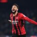 ميلان يفوز على مضيفه نابولي ويعتلي صدارة الدوري الإيطالي
