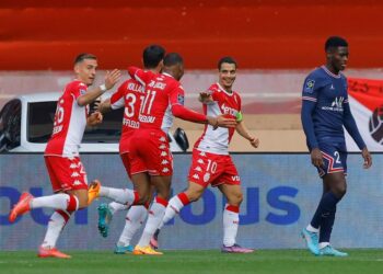 الدوري الفرنسي: موناكو يعمق جراح سان جيرمان المتصدر بالفوز عليه بثلاثية نظيفة