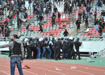 اعتقال 160 مشجعا  من بينهم 90 قاصرا في”شغب العاصمة” بين الجيش الملكي و”الماص”