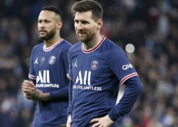 ميسي يرغب في العودة الى برشلونة