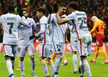 برشلونة يتخطى صخب اسطنبول ويبلغ ربع نهائي “يوروبا ليغ”