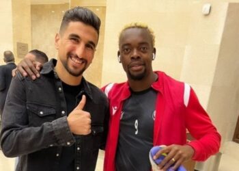 قبل مواجهة الزمالك المصري..وليد الكرتي يزور مقر بعثة الوداد الرياضي في مصر