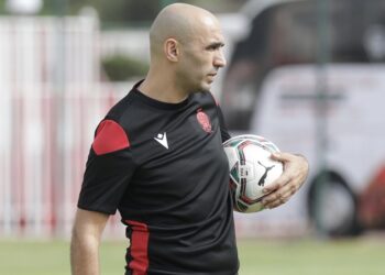 الركراكي:نحن أول نادي مغربي يفوز على الزمالك بمصر وأتمنى ضم أوناجم وبنشرقي