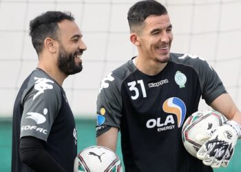 مرباح غايا يهدد مكانة أنس الزنيتي في الرجاء الرياضي