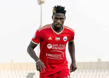 مالانغو يكشف سبب رفضه تزوير جواز سفره لدى انتقاله للرجاء الرياضي