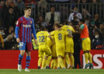 رياضةبرشلونة يخسر من قادش ويُقرب ريال مدريد من الدوري الإسباني