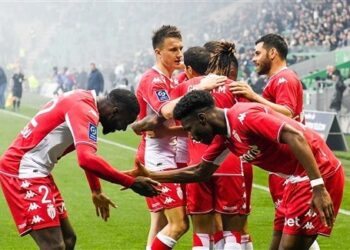 الدوري الفرنسي: موناكو يقسو على سانت إيتيين