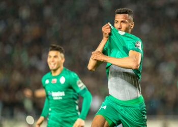 دوري الأبطال: الرجاء يجدد فوزه على وفاق سطيف ويحسم صدارة المجموعة 2