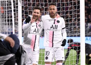 نيمار يتعرض للعقوبة في الدوري الفرنسي