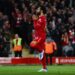 ليفربول يسحق مانشستر يونايتد ويعتلي صدارة الدوري الإنجليزي الممتاز