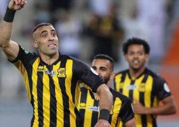 النصر السعودي يعلن تقدمه بشكوى ضد الاتحاد وحمد الله