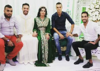 الزنيتي وزوجته يعتذران للجماهير الرجاوية ولجمال حركاس