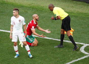 التحكيم المغربي حاضر في  نهائيات كأس العالم