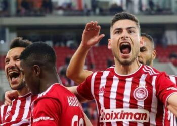 أولمبياكوس يتوج بطلا للدوري اليوناني للمرة الـ47