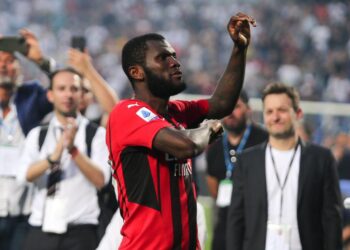 الإيفواري فرانك كيسي من ميلان لبرشلونة