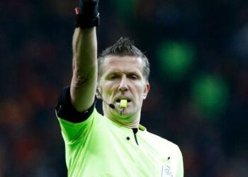 صافرة إيطالية تدير مواجهة ريال مدريد ومانشستر سيتي
