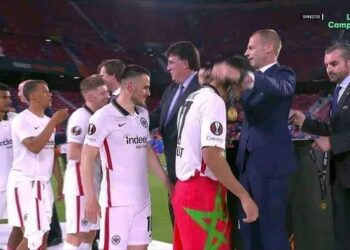 أيمن برقوق يتوج بطلا للدوري الأوروبي