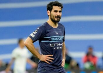 إيلكاي غوندوغان بصدد الرحيل عن مانشستر سيتي