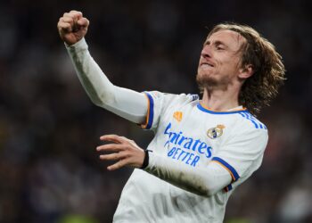 مودريتش: أتمنى إنهاء مشواري في ريال مدريد