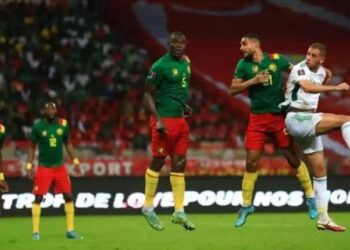 الفيفا تصدر قرارها بشأن مباراتي الجزائر أمام الكاميرون ومصر أمام السنغال