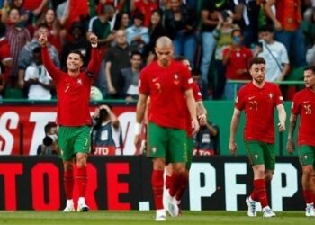 رونالدو يقود البرتغال للفوز على سويسرا في مسابقة دوري الأمم الأوروبية
