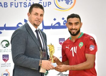 اختيار المغربي الرايس فني احسن لاعب في مباراة المنتخب الوطني لكرة القدم داخل القاعة امام موريتانيا