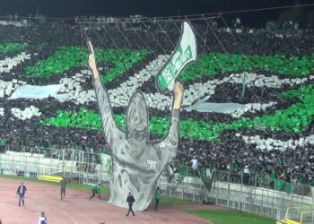 عقوبة قاسية في حق الرجاء الرياضي بسبب شغب جماهيره