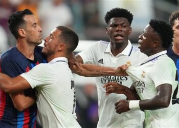 برشلونة يحسم “الكلاسيكو” الودي أمام ريال مدريد